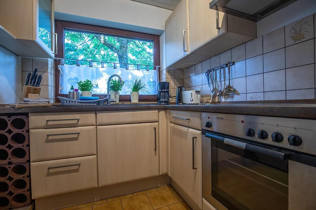 Ferienwohnung ELW, sep. Eingang, überdachte Terrasse, nähe Backnang Althutte Exterior foto