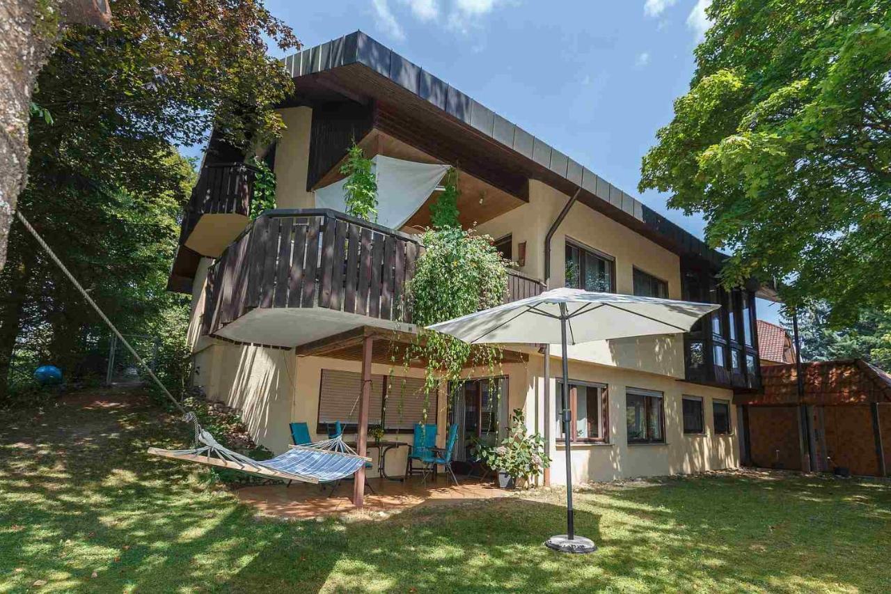 Ferienwohnung ELW, sep. Eingang, überdachte Terrasse, nähe Backnang Althutte Exterior foto