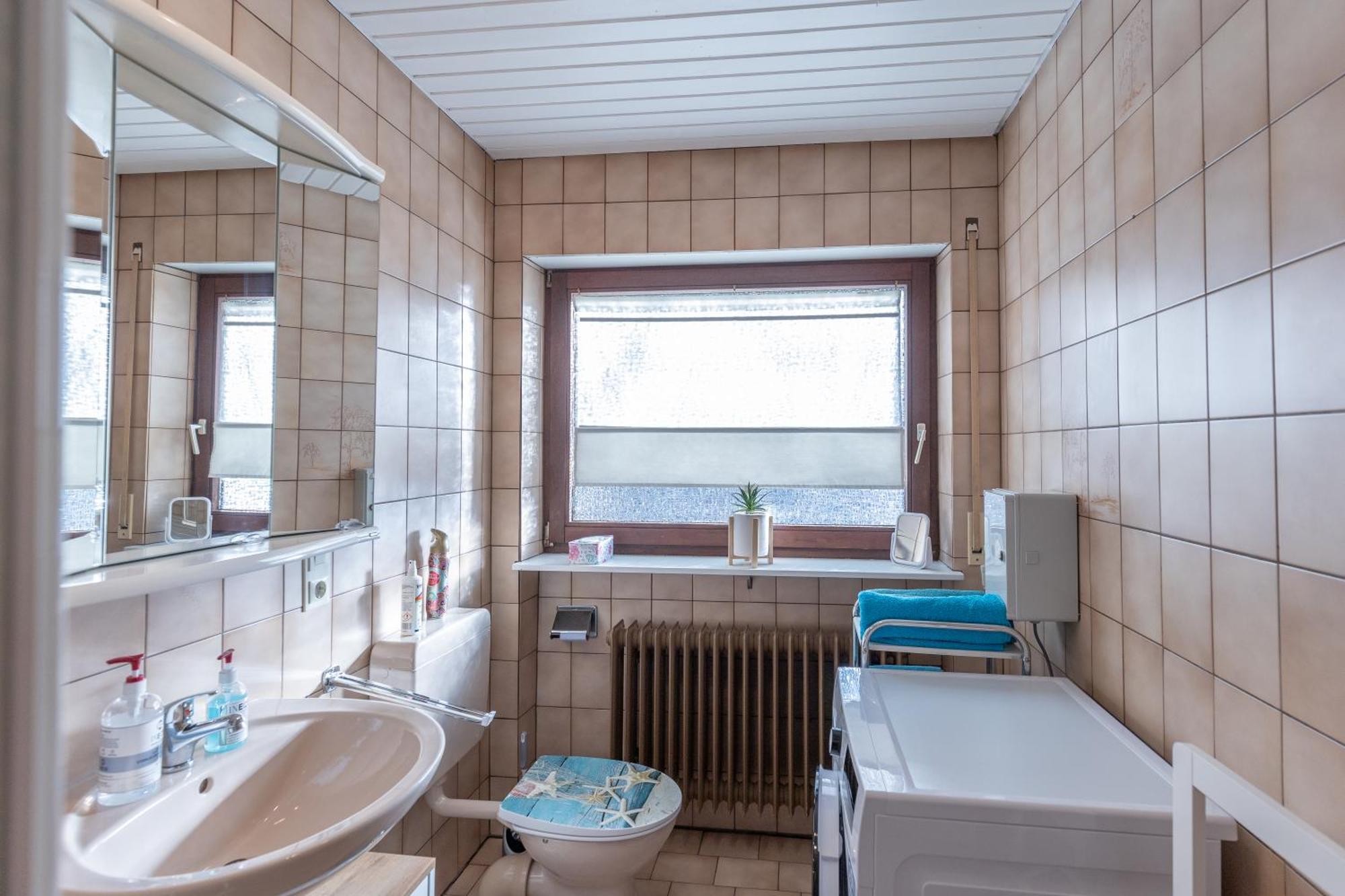 Ferienwohnung ELW, sep. Eingang, überdachte Terrasse, nähe Backnang Althutte Exterior foto